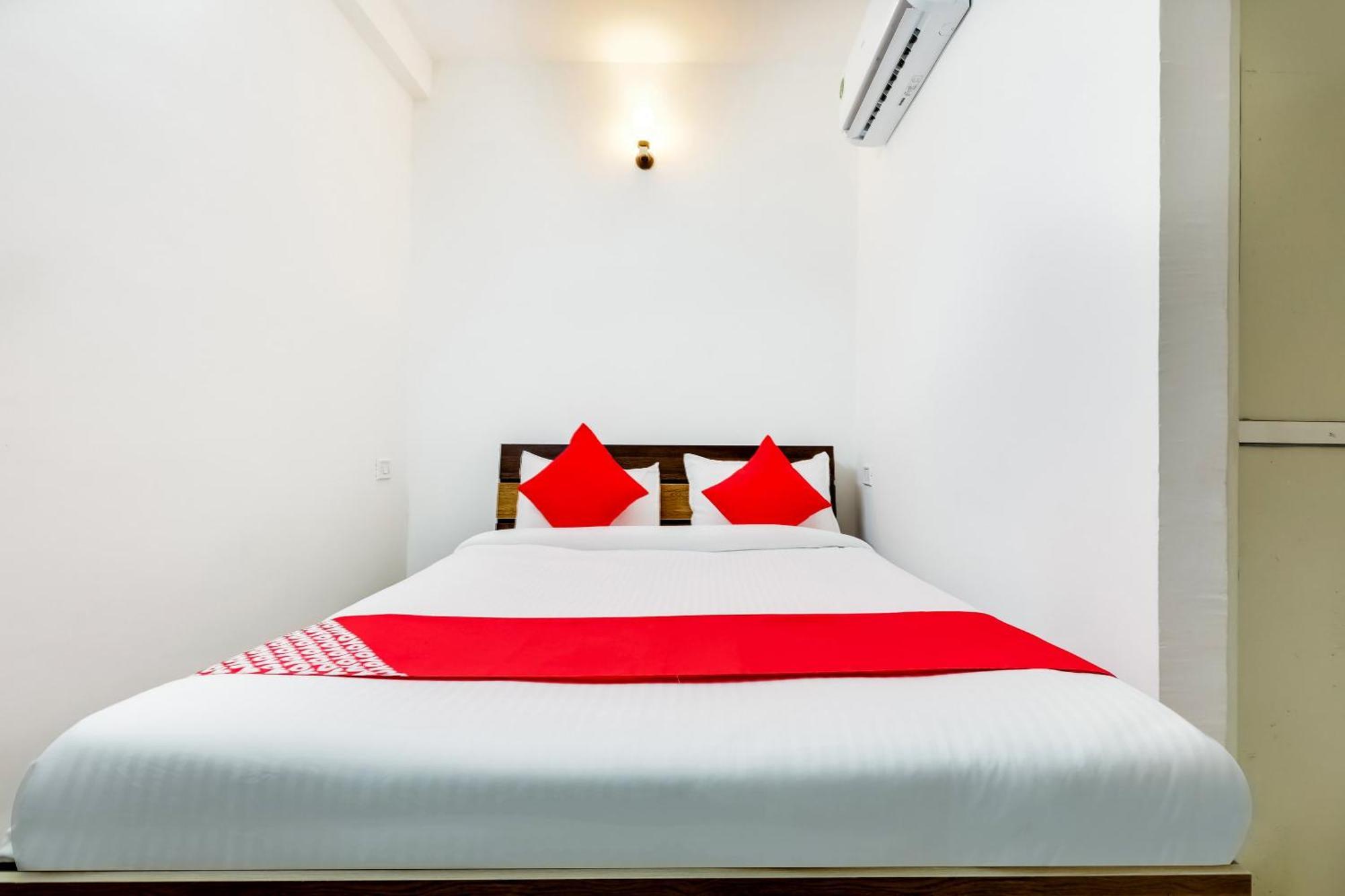Hotel O Expression Indore Exterior photo